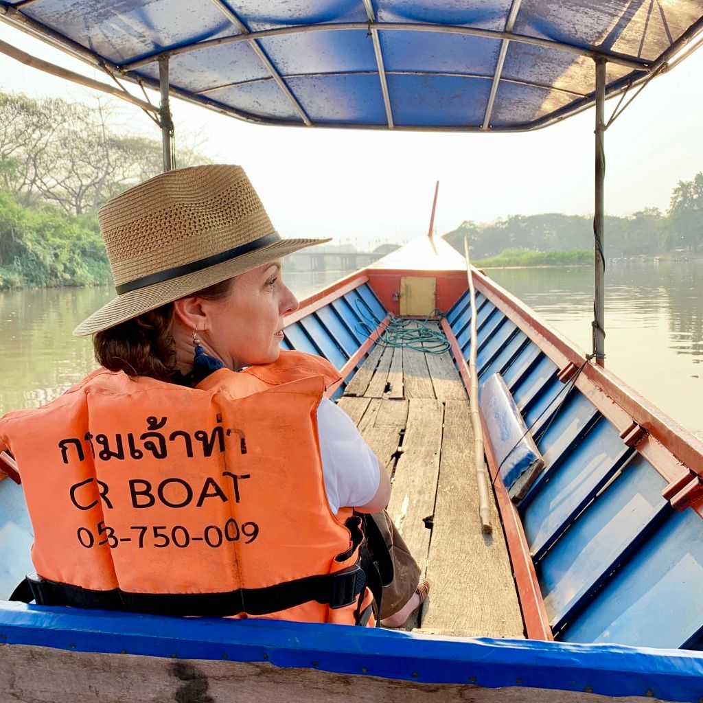 Chiang Rai in a long-tail boat nutshell