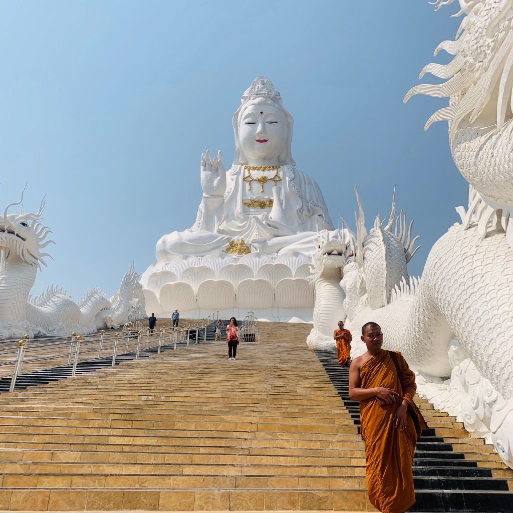 Chiang Rai in a long-tail boat nutshell